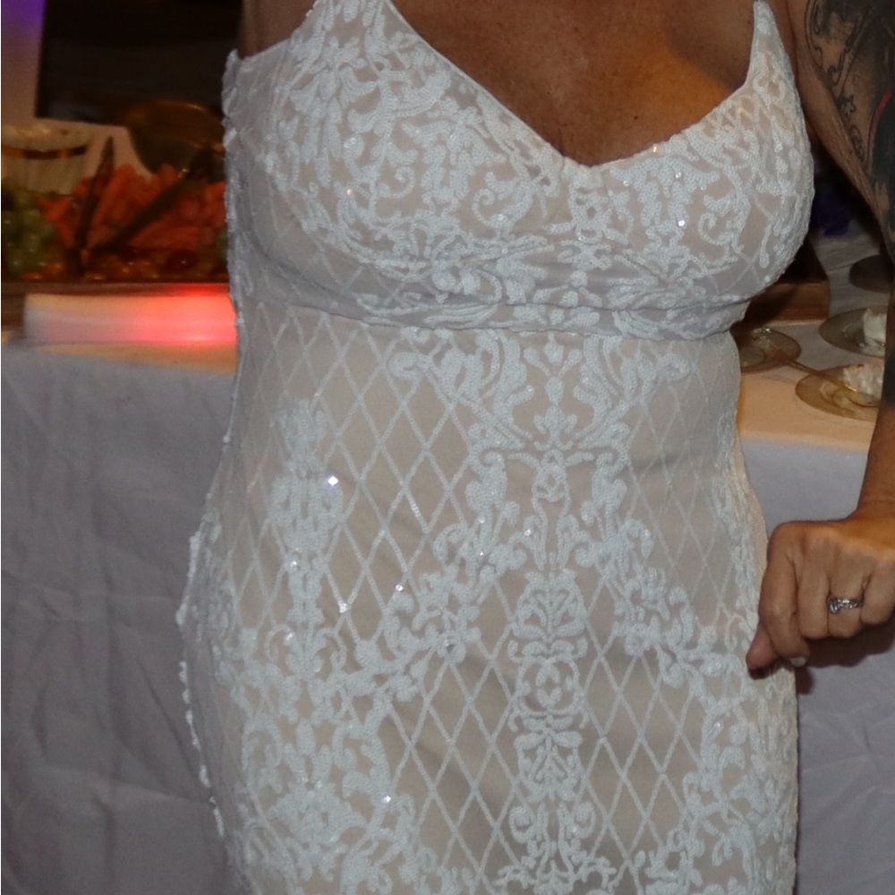 Elegant White Lace Dress